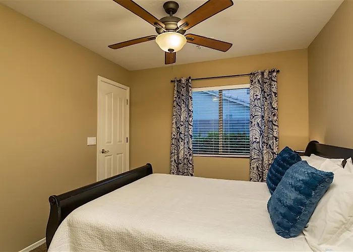 Litchfield Manor * Litchfield Park